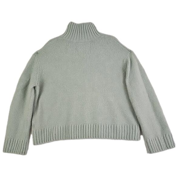 H & M ~Woman Size L~ Light Green Wool/Alpaca Blend Crop Boxy Sweater. - Picture 16 of 16